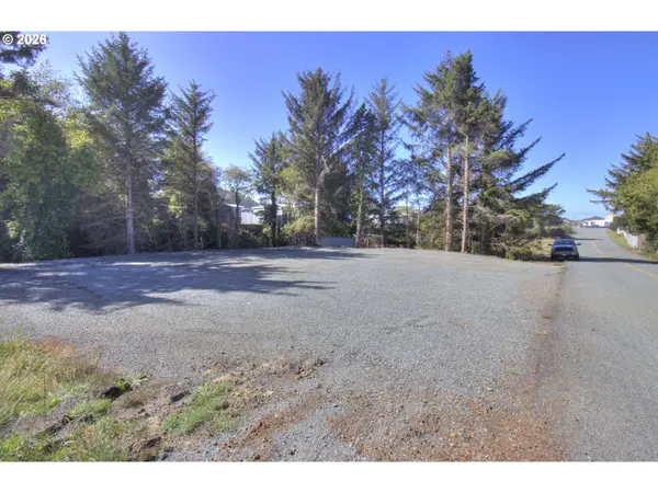 Grange RD, Gold Beach, OR 97444