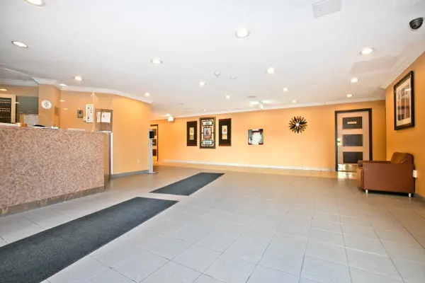 3050 Ellesmere RD #PH3, Toronto E09, ON M1E 5E6