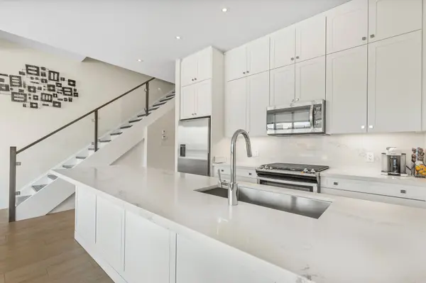 3547 Riva AVE, Innisfil, ON L9S 0L5