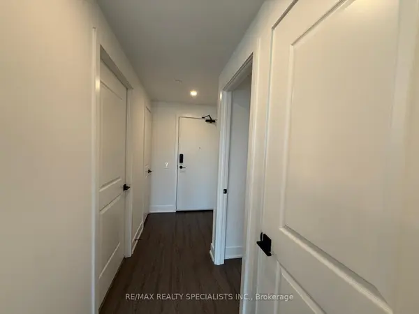 575 Conklin RD #827, Brantford, ON N3T 5L5