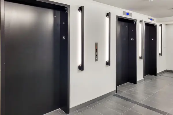 1 Jarvis ST #333, Hamilton, ON L8R 0A8