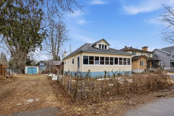 2838 Haughton AVE, Britannia - Lincoln Heights And Area, ON K2B 6Z3