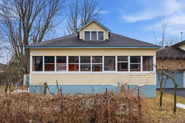 2838 Haughton AVE, Britannia - Lincoln Heights And Area, ON K2B 6Z3