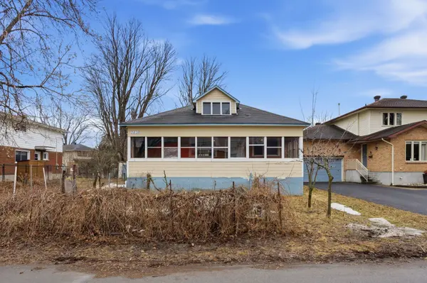 2838 Haughton AVE, Britannia - Lincoln Heights And Area, ON K2B 6Z3