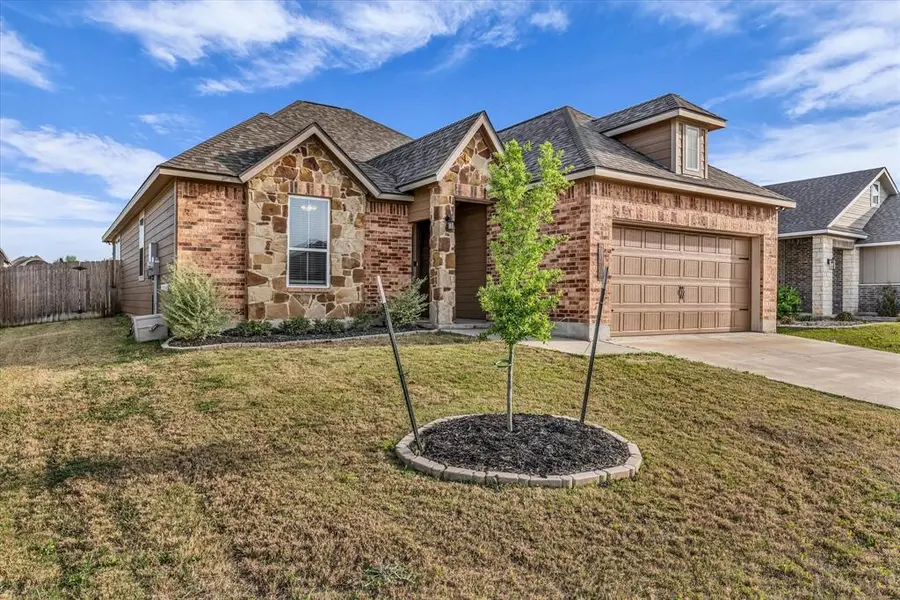 7008 Llano Drive, China Spring, TX 76633