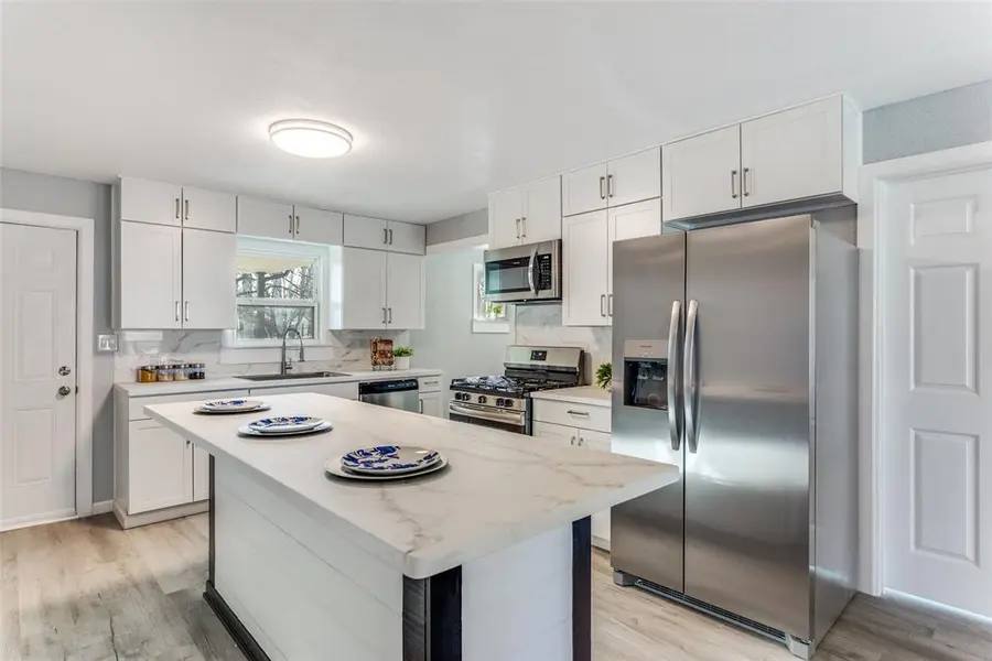 804 Lively Street, Bowie, TX 76230