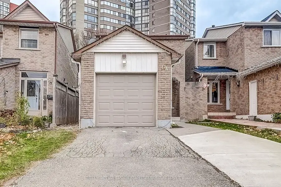 63 Chalfield LN, Mississauga, ON L4Z 1K8