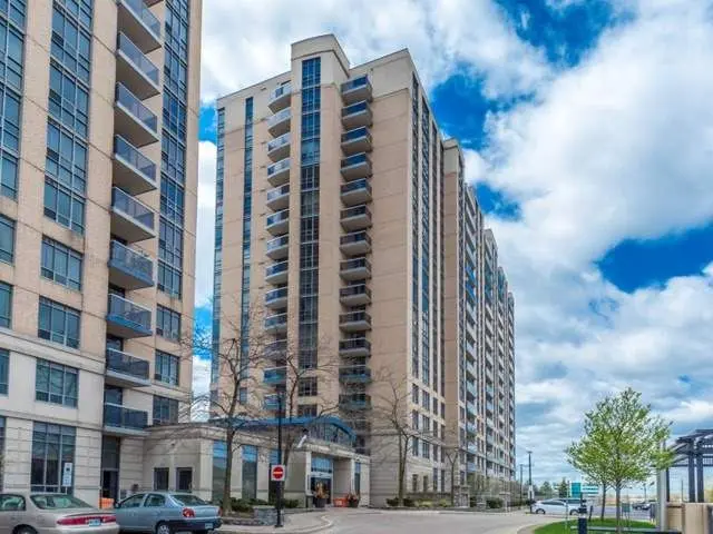 18 Mondeo DR #835, Toronto E04, ON M1P 5C8