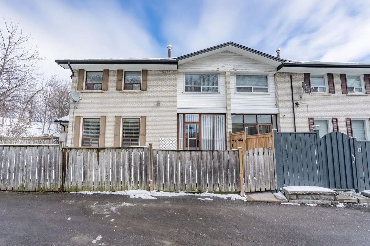 61 Ardglen DR #19, Brampton, ON L6W 1V1