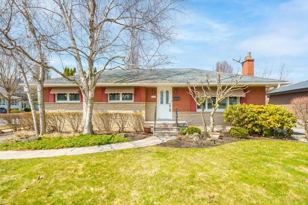 2205 Joyce ST, Burlington, ON L7R 2B6
