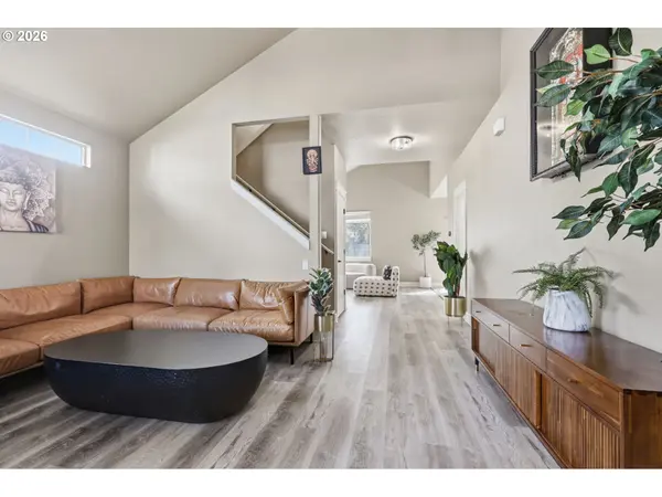 19405 SE 33RD ST, Camas, WA 98607