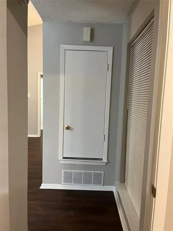 1337 Woodhill Drive, Lewisville, TX 75067