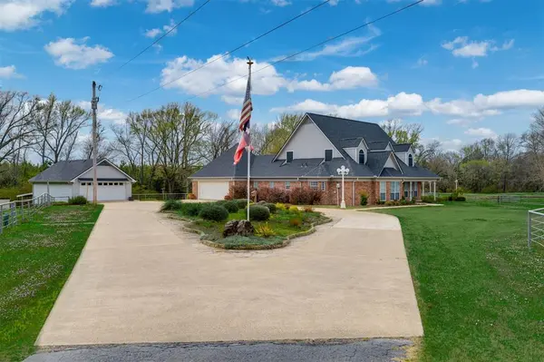 12843 Farm Road 909, Bogata, TX 75417