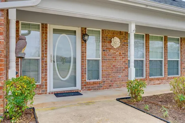 12843 Farm Road 909, Bogata, TX 75417