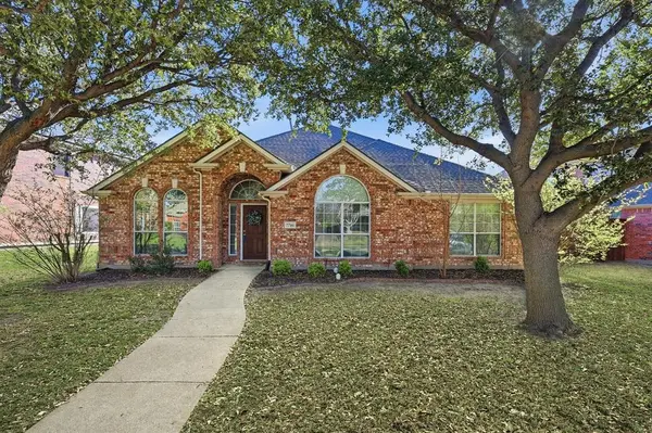 7716 Ravenhill Drive, Frisco, TX 75035