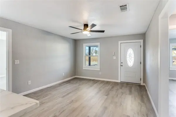 804 Lively Street, Bowie, TX 76230