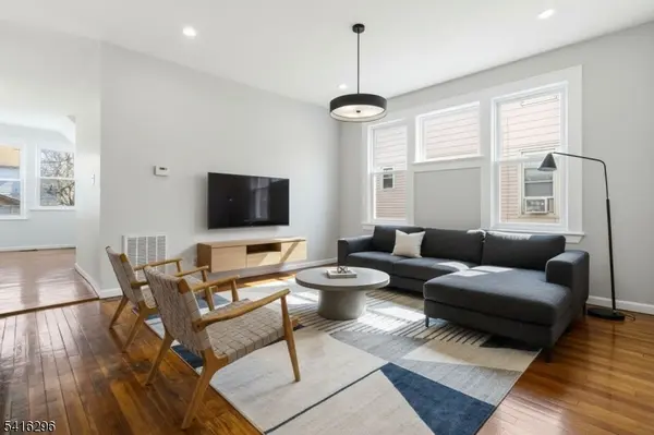 182 Norwood St, Newark City, NJ 07106