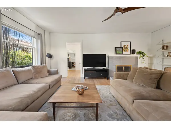 7738 SW 31ST AVE, Portland, OR 97219