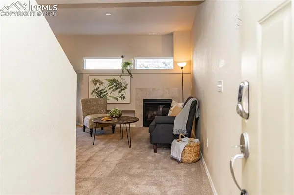 1534 York RD, Colorado Springs, CO 80918