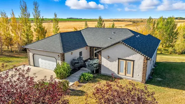 252047 Township Road 252, Rural Wheatland County, AB T1P 0W5