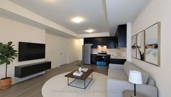 755 Omega DR #319, Pickering, ON L1V 0H1