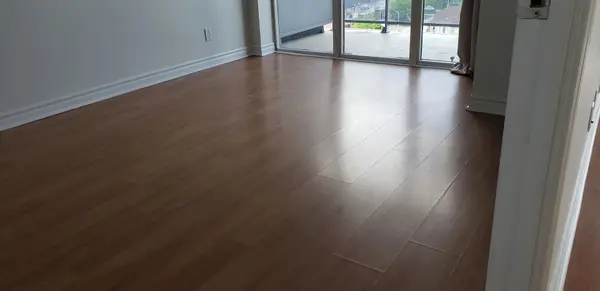 18 Mondeo DR #835, Toronto E04, ON M1P 5C8