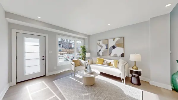 1073 Craven RD, Toronto E01, ON M4J 4V7