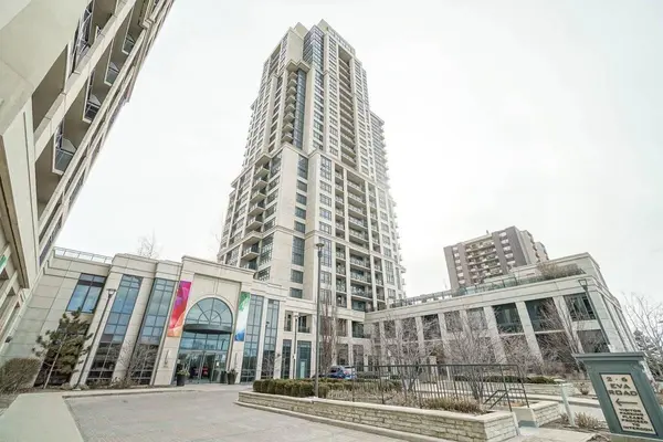 2 Eva RD #1429, Toronto W08, ON M9C 0A9