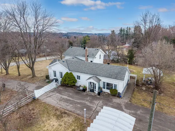 152 Confederation ST, Halton Hills, ON L7G 4S8