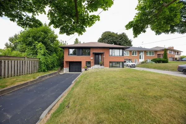 92 The Westway N/A, Toronto W09, ON M9P 2B2