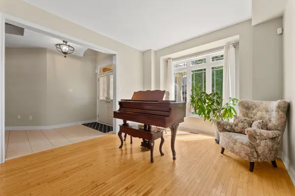 9 Black Bear TRL, Brampton, ON L6Y 5L2