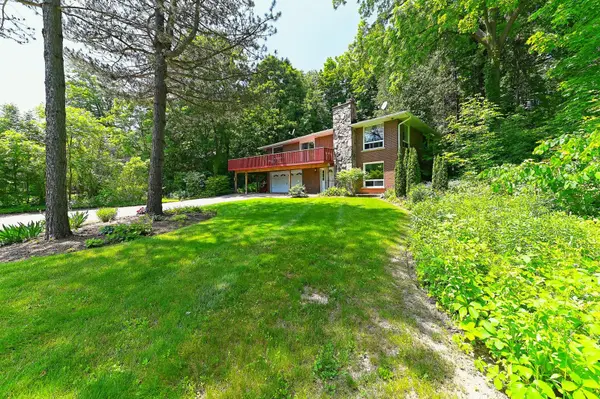 4 Ann ST, Halton Hills, ON L7G 2V2