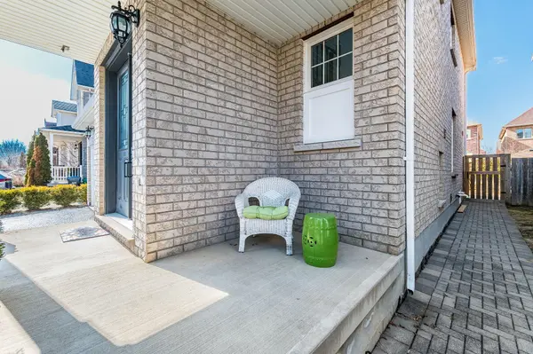 67 Boyces Creek CT, Caledon, ON L7C 3S4