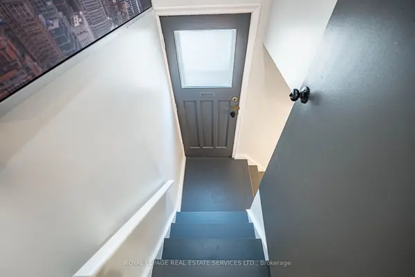 6 Twelfth ST #Bsmt, Toronto W06, ON M8V 3G7