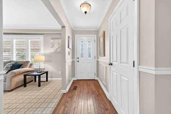 2205 Joyce ST, Burlington, ON L7R 2B6