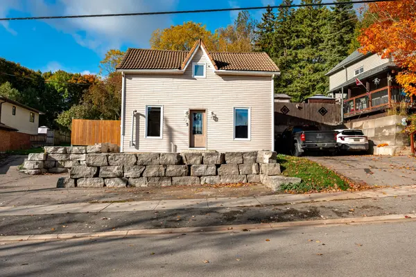 34 Crozier ST, East Luther Grand Valley, ON L0N 1G0