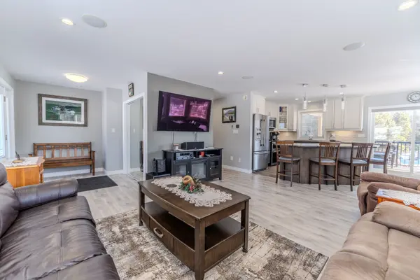 211 Eglington RD N, East Ferris, ON P0H 1H0