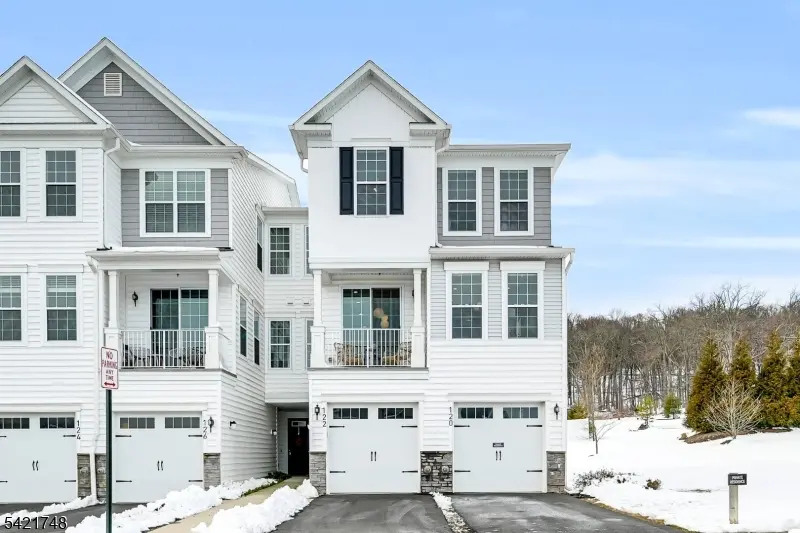 122 Aspen Dr, Cedar Grove Twp., NJ 07009