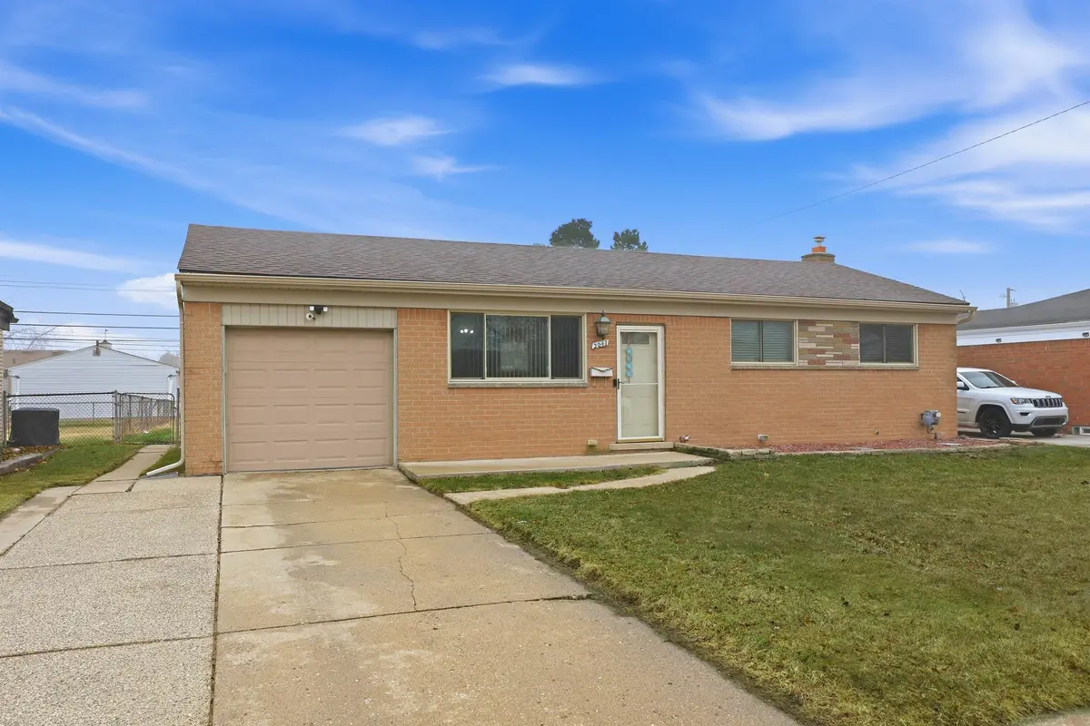 3047 Earl DR, Warren, MI 48092