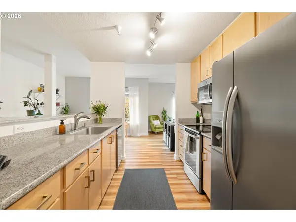 10800 SE 17TH CIR #H97, Vancouver, WA 98664