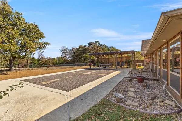 168 Texoma Bluffs Circle, Gordonville, TX 76245