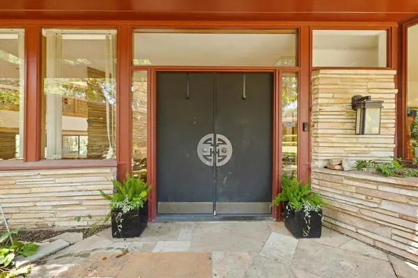 3720 Autumn Drive, Fort Worth, TX 76109