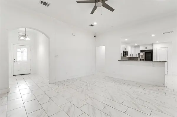 7137 John T White Road, Fort Worth, TX 76120