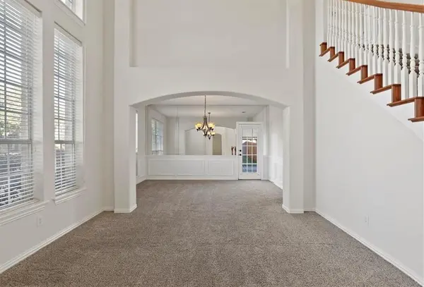 1313 Bradbury Drive, Carrollton, TX 75007