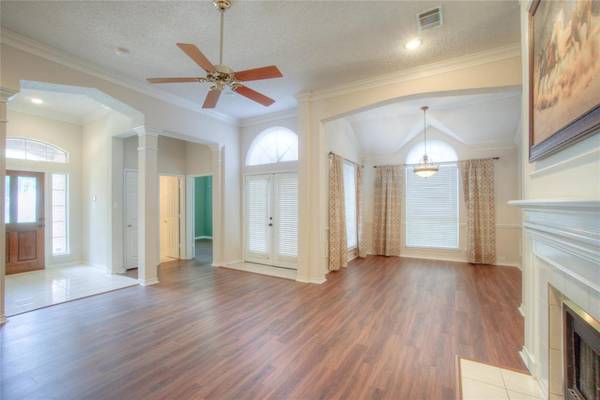 6757 Burr Oak Drive, Plano, TX 75023