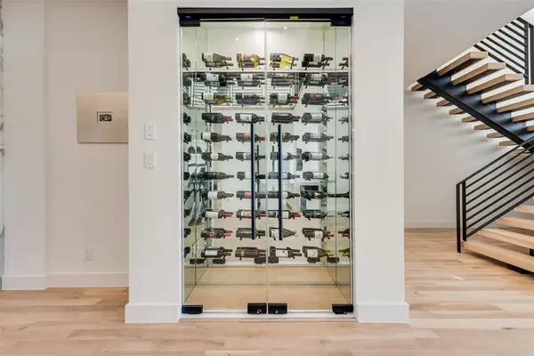 6411 Royal Lane, Dallas, TX 75230