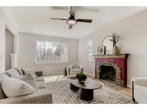 3235 NE Klickitat ST, Portland, OR 97212