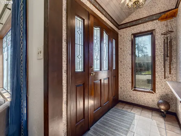 1935 NE ORCHARD AVE, Mc Minnville, OR 97128