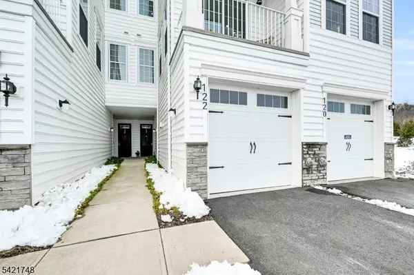 122 Aspen Dr, Cedar Grove Twp., NJ 07009