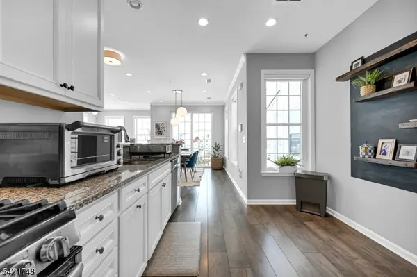 122 Aspen Dr, Cedar Grove Twp., NJ 07009